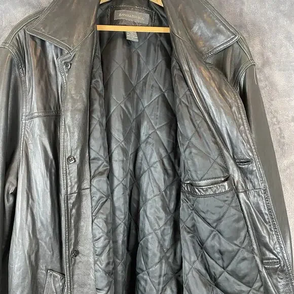 Vtg Men's sz L Banana Republic Black Leather Matrix Long Leather Coat Button-Up